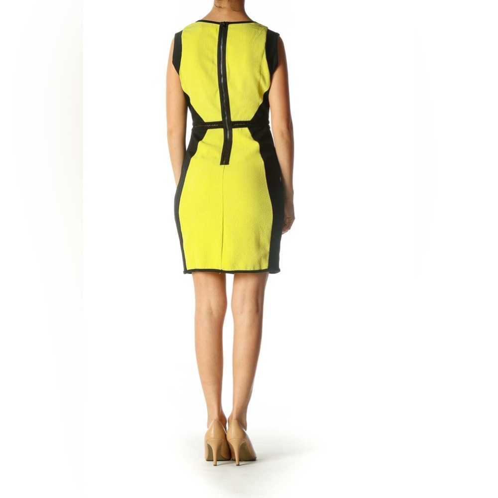 Beautiful Black and Yellow Dress - Picture 4 of 10